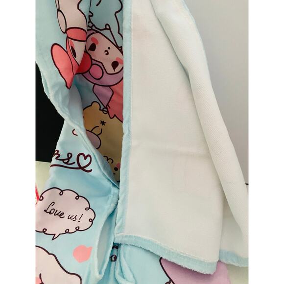 Little Twin Stars and Friends Bath Towel and Toothbrush Mouthwash Cups - Picture 3 of 4